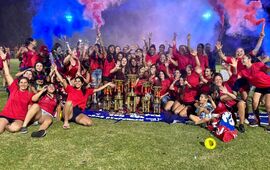 Imagen de El hockey de Talleres cerr&oacute; un a&ntilde;o exitoso con podios, medallas y copas.