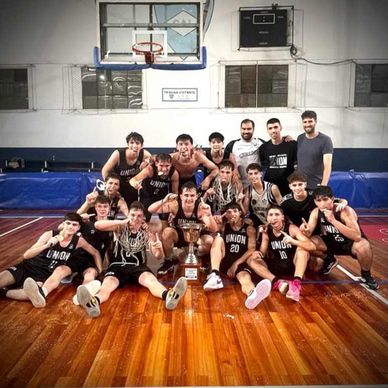 Imagen de La U17 de Unión, Campeones de Copa de Plata en Básquet.