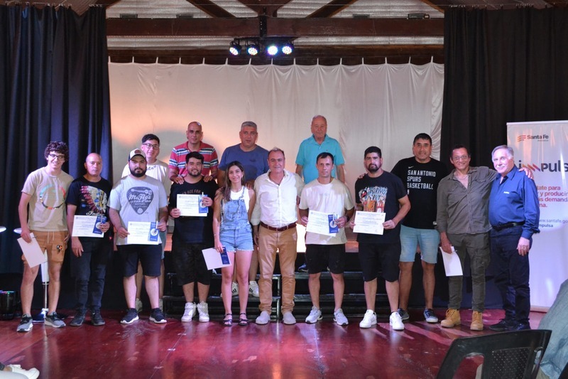 Imagen de Alvear celebra la culminación de dos importantes capacitaciones gratuitas