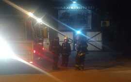 Imagen de Principio de incendio en el predio de la Iglesia Cristo Rey