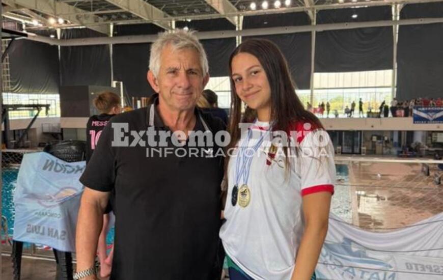 Imagen de Paloma Pollacchi, nadadora de Labarra Olímpica salió Campeona Nacional y Subcampeona Nacional en Buenos Aires.
