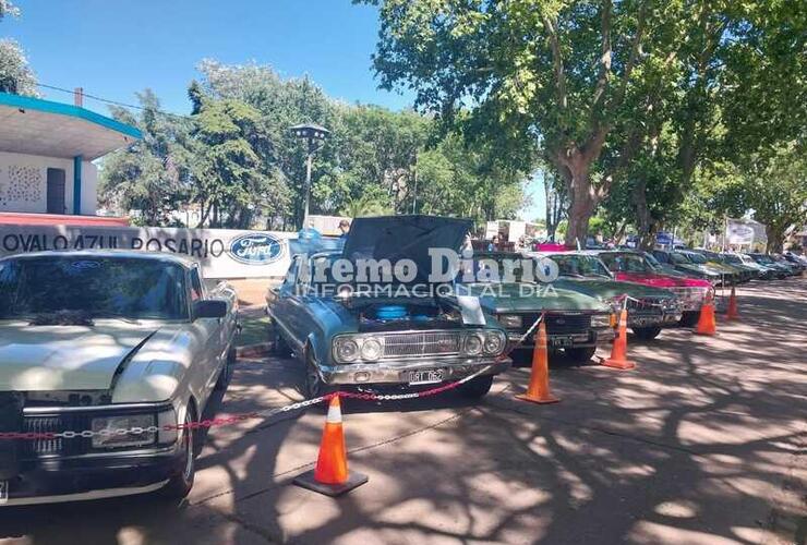 Desde temprano fueron llegando los autos para la expo.
