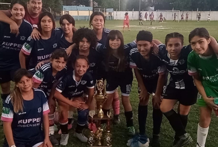 Imagen de Athletic obtuvo Copa de Oro y Plata en F&uacute;tbol Femenino.