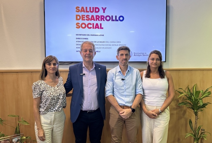 Imagen de Conferencia de Prensa de Mariano Athie, Secretario de Salud Publica.