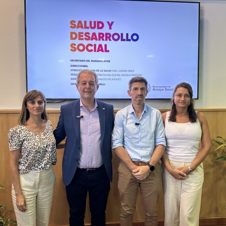 Imagen de Conferencia de Prensa de Mariano Athie, Secretario de Salud Publica.