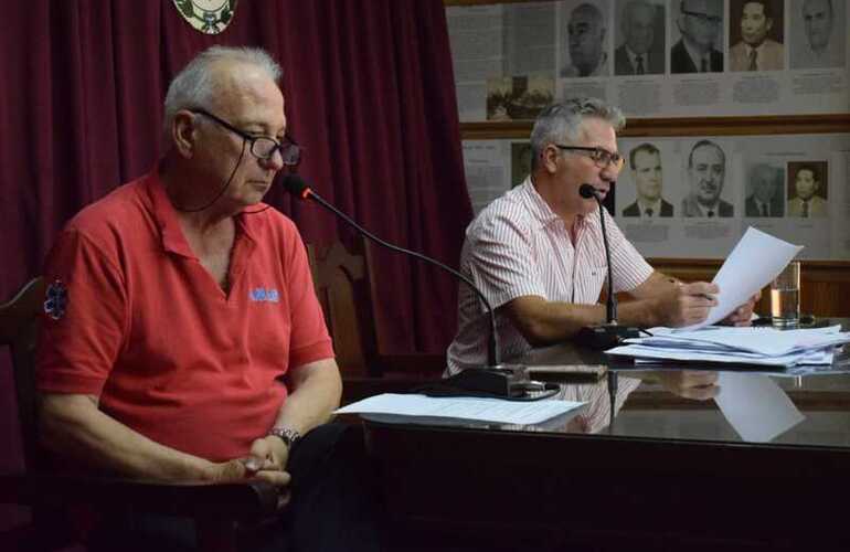 Imagen de Concejo Municipal: Sesión Extraordinaria y de Prórroga