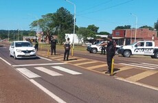 La Policía armó un amplió operativo tras el hecho. (lanacion.com.ar)