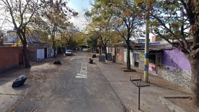 El kiosco del barrio Santa Lucía donde fue atacado en agosto de 2023 un comerciante y albañil. (Google Street View)