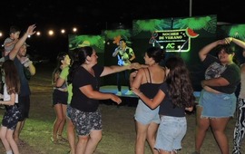 Imagen de Alvear dio inicio a las "Noches de Verano en tu Barrio"