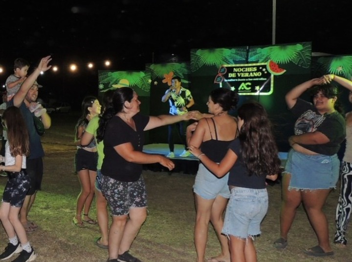 Imagen de Alvear dio inicio a las "Noches de Verano en tu Barrio"