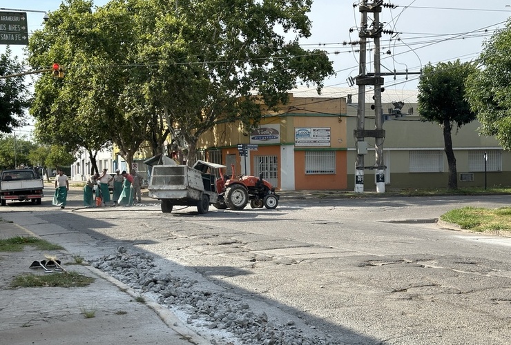 Imagen de Plan de Bacheo: Inició la obra en calles Islas Malvinas y Rivadavia.