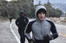 Mirco entrenando en Estados Unidos. Las bajas temperaturas no impidieron que Cuello corra hacia su objetivo.