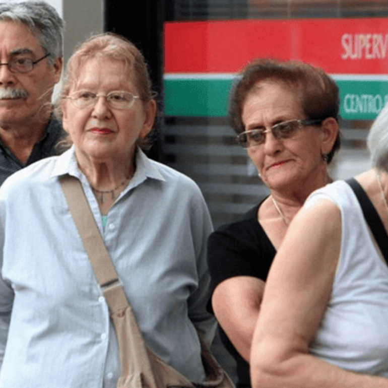 Imagen de Anses confirmó un nuevo bono para jubilados y pensionados que cobren la mínima