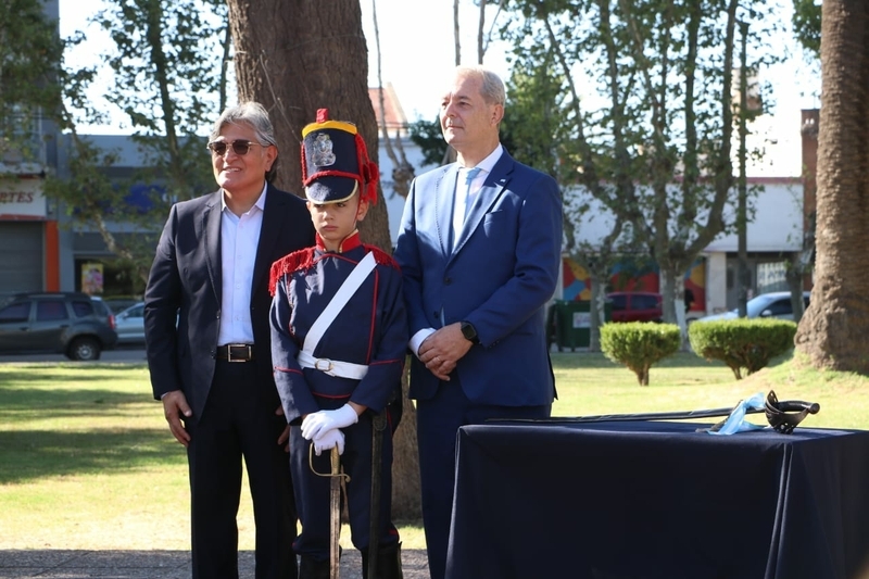 El C&oacute;nsul Honorario del Per&uacute; en la ciudad de Rosario, Luis Miguel Villar Rojas, presente en la cita.