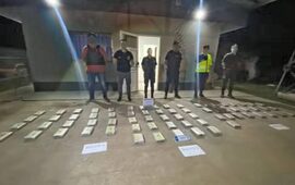 Imagen de Secuestraron 75 kilos de cocaína en una camioneta accidentada sobre la Ruta 9 a la altura de Ramallo