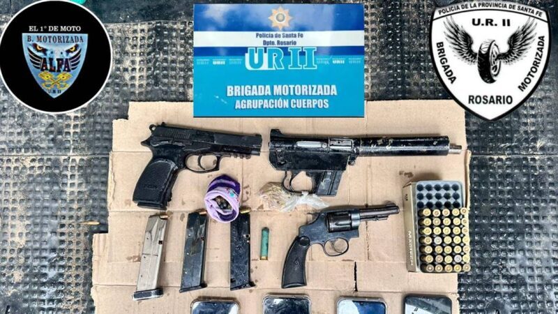 Imagen de Simulaban vender productos de limpieza y fueron detenidos con armas y municiones