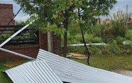 En Roldán hubo importantes destrozos por la tormenta.