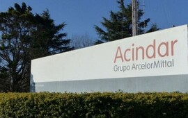 Imagen de La sider&uacute;rgica Acindar anunci&oacute; la suspensi&oacute;n escalonada de casi 1.000 empleados por la ca&iacute;da en la producci&oacute;n de acero