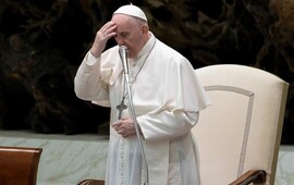 La Iglesia argentina pidió iniciar una cadena de oración por el papa Francisco, que sigue internado con una infección polimicrobiana.