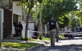 La joven fue baleada pasadas las 7 de este martes en Prusia y Provincias Unidas. (Alan Monz&oacute;n/Rosario3)