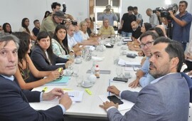 Los docentes recibieron este martes una oferta salarial. (GSF)