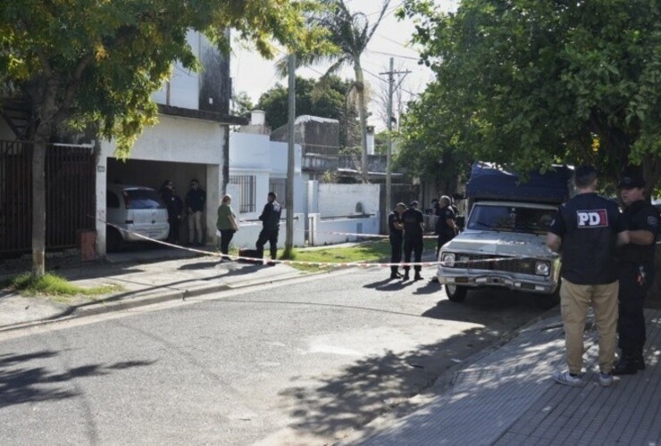 Oggero fue asesinada este martes al salir de su casa en Pasaje Prusia al 6700, en barrio Belgrano. (Alan Monzón/Rosario3)