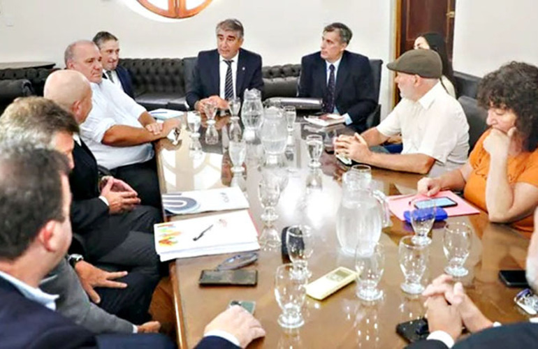 Imagen de UPCN acept&oacute; el 5% de aumento salarial propuesto por el gobierno provincial