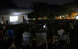 Anoche, nueva pel&iacute;cula en el Anfiteatro Municipal.
