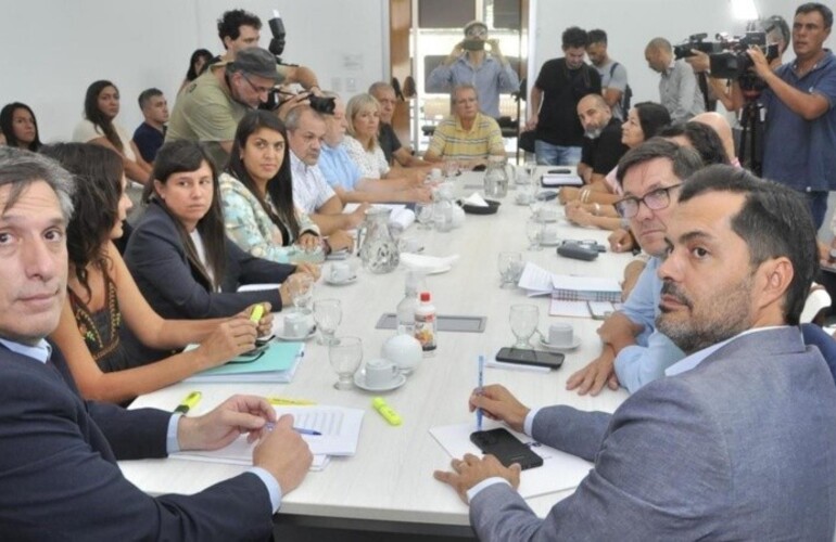 "Es una mala lectura del gobierno creer que estos resultados representan un respaldo a sus políticas", advirtieron. "Es una mala lectura del gobierno creer que estos resultados representan un respaldo a sus políticas", advirtieron.