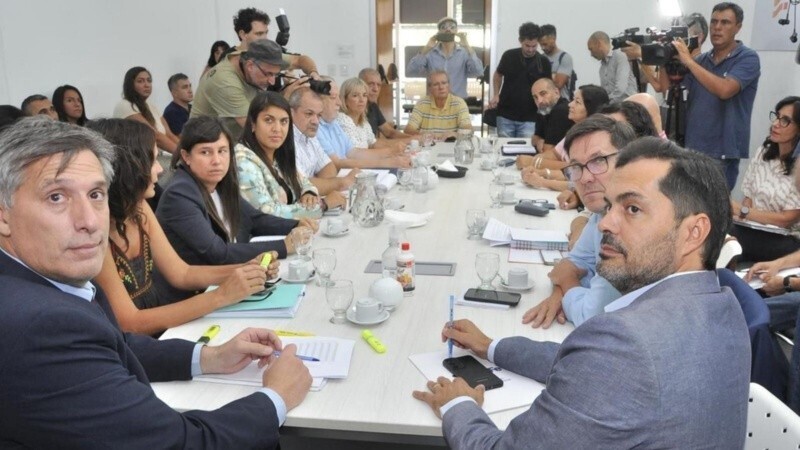 "Es una mala lectura del gobierno creer que estos resultados representan un respaldo a sus políticas", advirtieron.