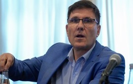 El ministro de Educaci&oacute;n dijo que el paro no puede ser la &uacute;nica herramienta de reclamo de los docentes. (Alan Monz&oacute;n)