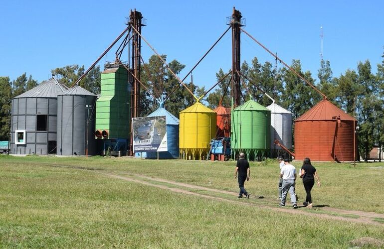 Imagen de Provincia financia la construcción de un Puerto Cultural en Alvear