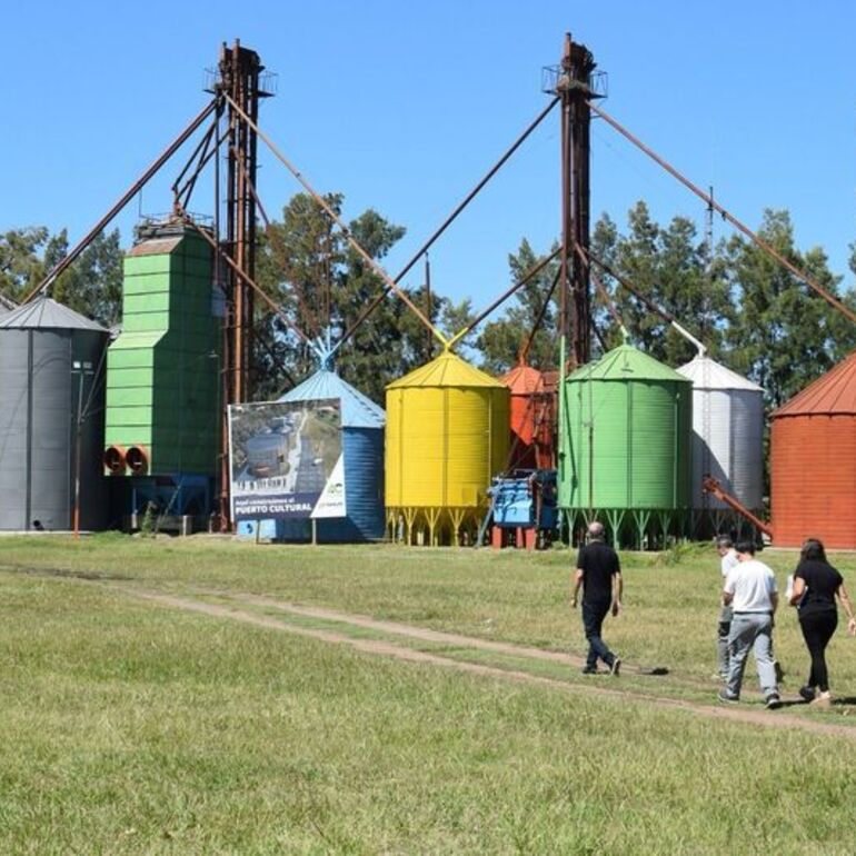 Imagen de Provincia financia la construcción de un Puerto Cultural en Alvear