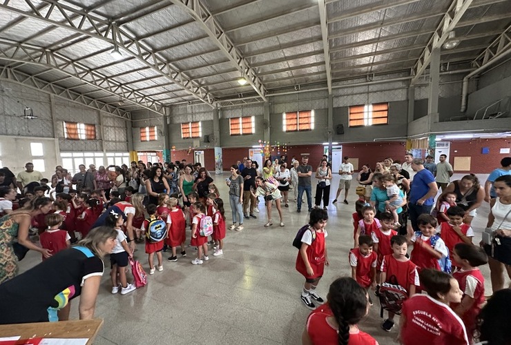 Imagen de Inicio de clases en la Escuela Primaria 'Juan Larrea' 144.