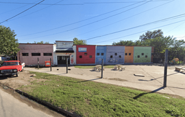 El frente del centro de Salud donde se vend&iacute;an los medicamentos robados. (Captura StreetView)