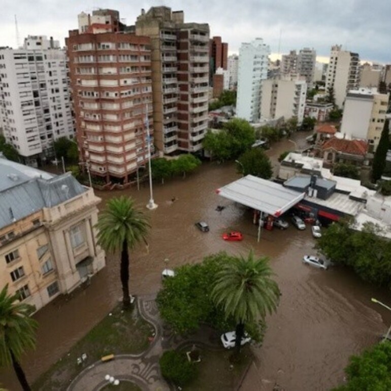 Temporal e inundación en Bahía Blanca.