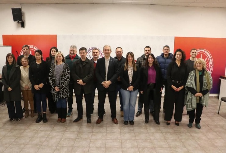 Todo el gabinete sigue, por m&aacute;s errores garrafales que algunos han cometido.