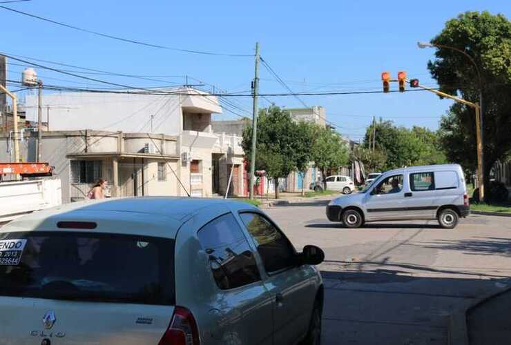 Imagen de Arroyo Seco incorpora contadores de tiempo en semáforos para mejorar la seguridad vial