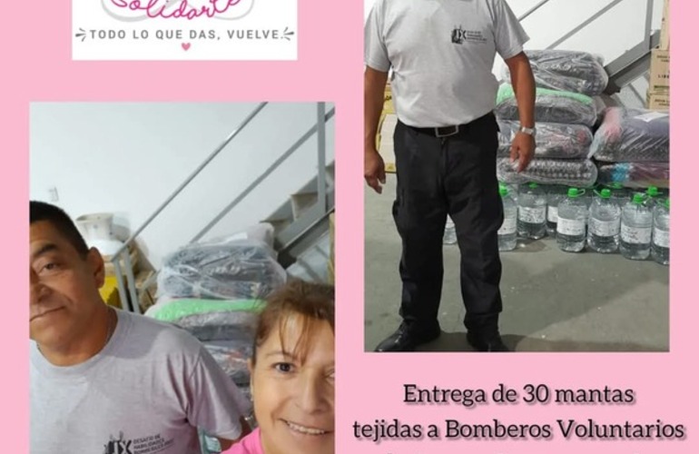 Imagen de Solidarte y Reinas Tejedoras entregaron mantas para los damnificados por las inundaciones en Bah&iacute;a Blanca