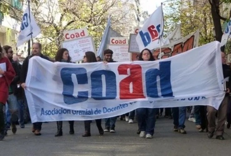 Imagen de Docentes universitarios pararán 48 horas en reclamo por la pérdida salarial y la falta de diálogo con el Gobierno
