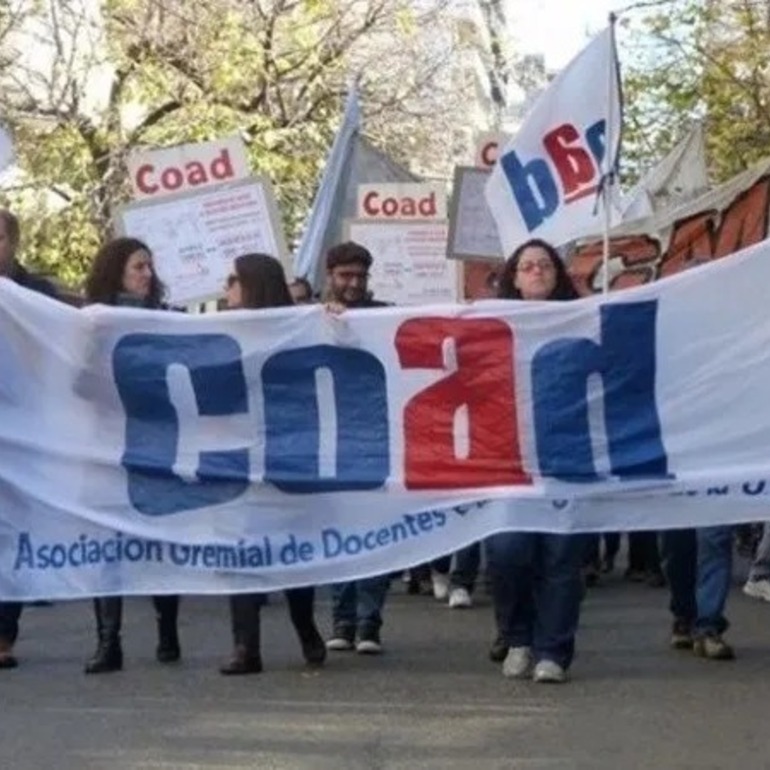 Imagen de Docentes universitarios pararán 48 horas en reclamo por la pérdida salarial y la falta de diálogo con el Gobierno