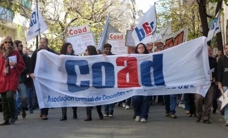 Imagen de Docentes universitarios pararán 48 horas en reclamo por la pérdida salarial y la falta de diálogo con el Gobierno