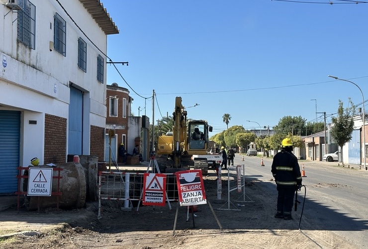 Imagen de Rotura de caño de gas en Juan B. Justo y Ruta 21.
