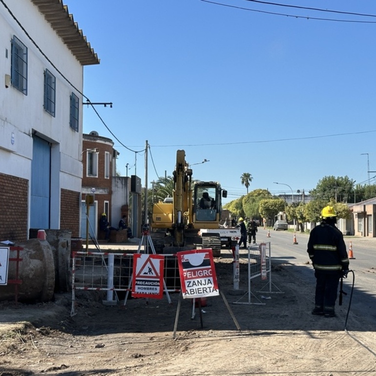 Imagen de Rotura de caño de gas en Juan B. Justo y Ruta 21.