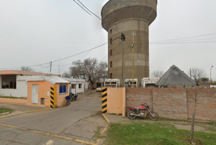 La maquinaria pesada municipal del corralón está casi toda rota.