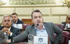 Imagen de Un paso clave para reactivar la refinería San Lorenzo