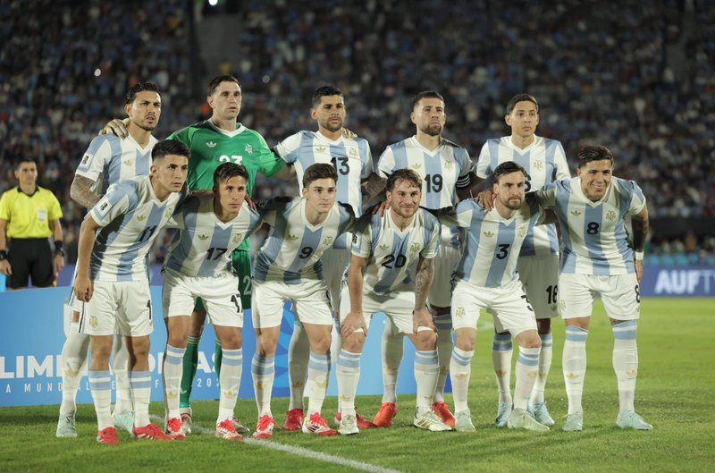 Imagen de Eliminatorias 2026: Argentina venció 1-0 a Uruguay con gol de Almada