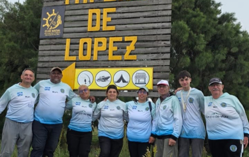 Imagen de 1º puesto para la Pesca Femenina del Rowing Club en el Nacional de Clubes en San Clemente del Tuyú