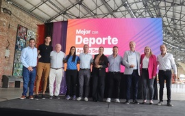 Imagen de Arroyo Seco firmó el convenio Mejor con Deporte con la Provincia de Santa Fe