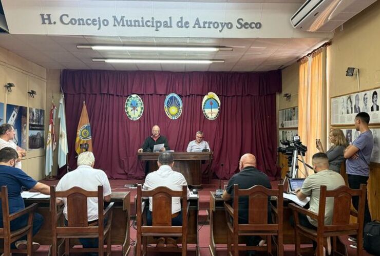 Imagen de Pedidos de limpieza y mantenimiento, reuniones con Rosario Bus y con Acción Social; y Planta Potabilizadora algunos de los temas de la sesión